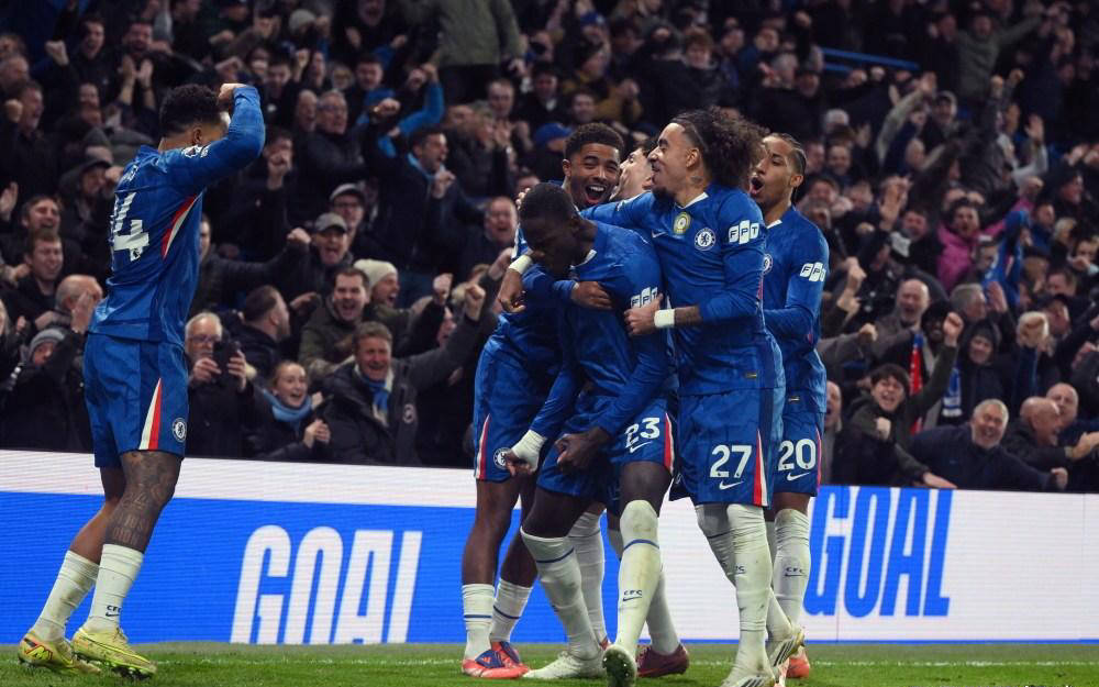 意媒：卢卡库已经在健身房单独训练，预计意超杯半决赛复出（意媒称卢卡库已在健身房恢复单独训练，意超杯半决赛有望回归）