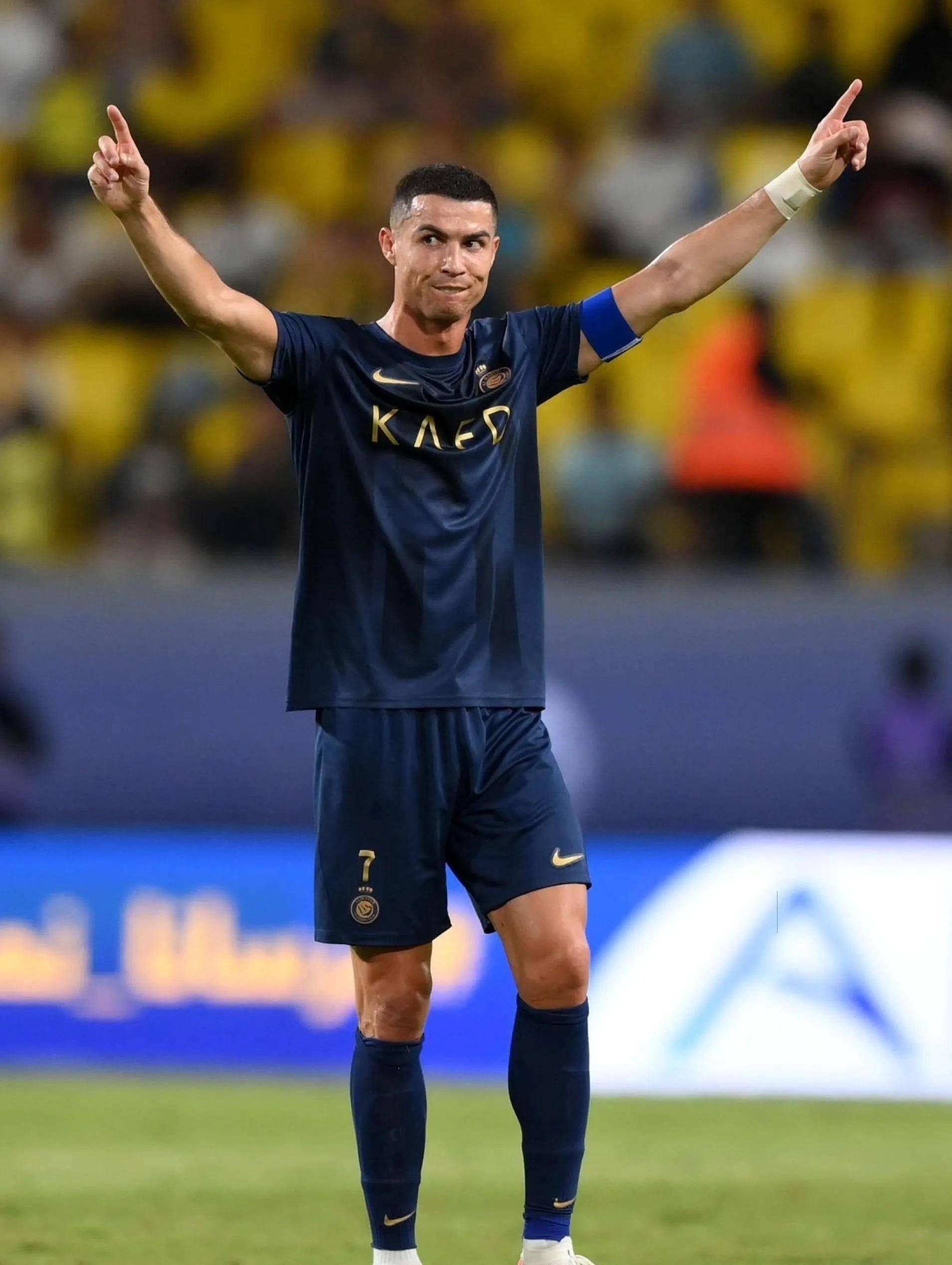 帕夫洛维奇：我希望成为年轻人的榜样，圣西罗是足球圣殿（帕夫洛维奇：立志成为年轻人的典范，圣西罗是足坛圣地）