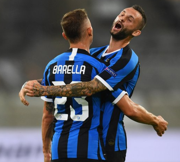 前国米教练谈索默：不能表现好时说他经验丰富，表现差说他老（前国米主帅评索默：别好时夸经验，差时嫌他老）