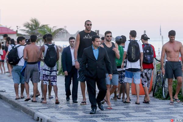 NBA：凯尔特人主场大胜奇才（NBA：凯尔特人主场轻取奇才）