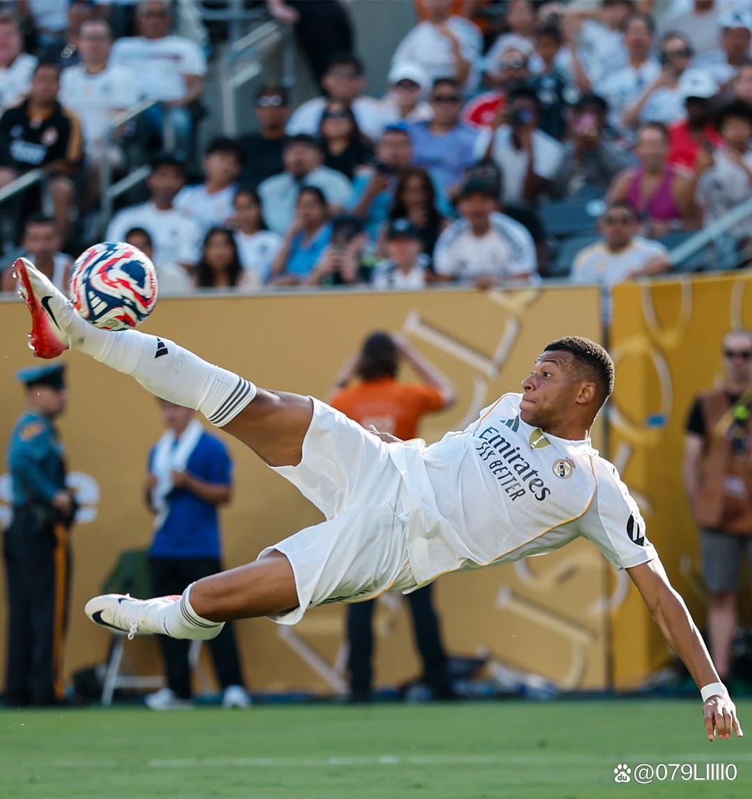 萨索洛主帅：AC米兰中场很有优势，莫德里奇是冠军球员（萨索洛主帅：AC米兰中场占优，莫德里奇是冠军级球员）