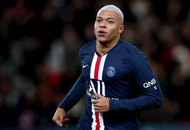 传中助凯恩破门，拉什福德收获职业生涯第100个助攻（拉什福德完成生涯百助，精准传中助凯恩得分）