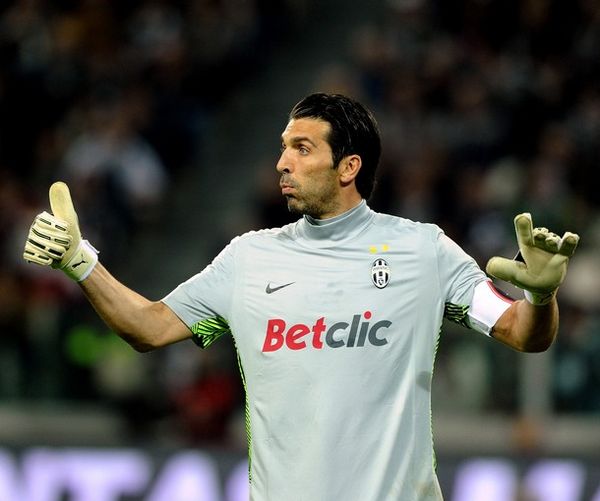 川普狂喜，乡下人乐队将在世界杯抽签仪式结束后表演《YMCA》（特朗普喜不自禁：世界杯抽签仪式落幕后，乡下人乐队将献唱《YMCA）