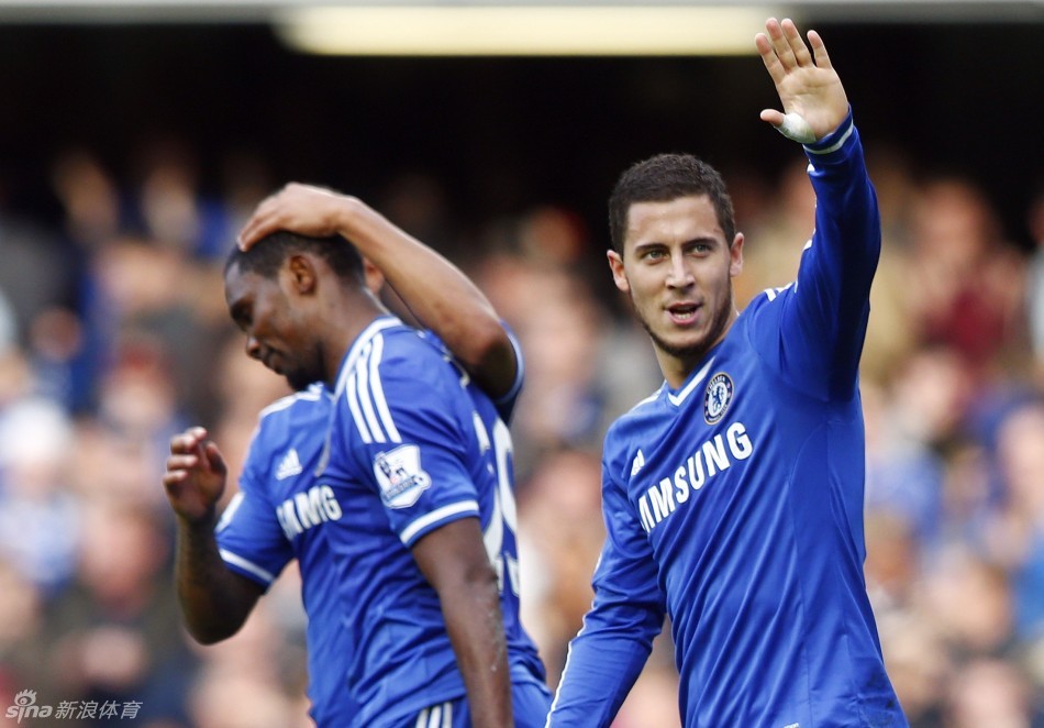 卡佩罗怒批利物浦争议点球，VAR判罚引争议